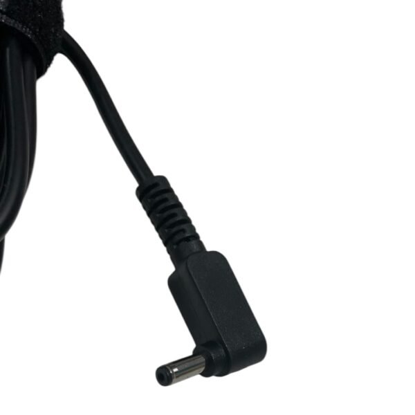 Photoroom_20241226_210514 CARGADOR NOTEBOOK 19V 2.37A  4.0 X 1.35 MM ASUS SHURE