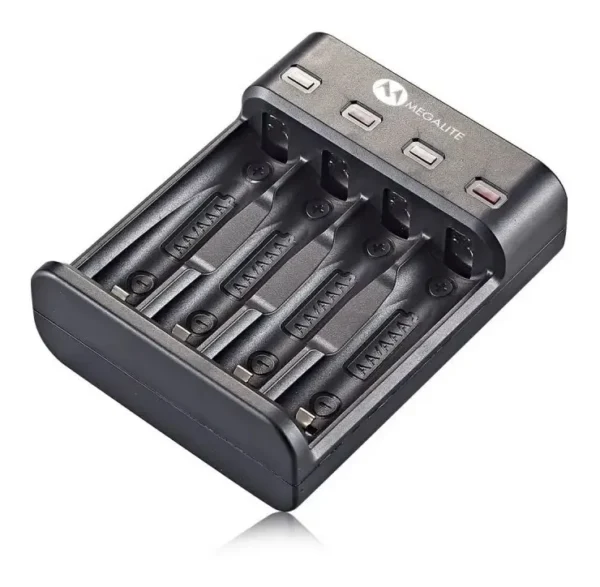 CARGADOR PARA BATERIAS AA-AAA 4SLOTS P804U MEGALITE